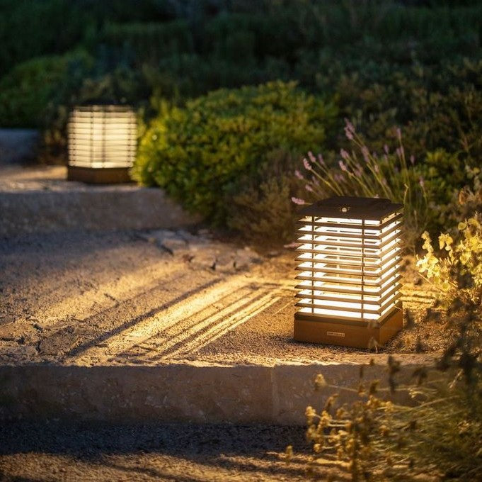 Tekura Solar LED Lantern