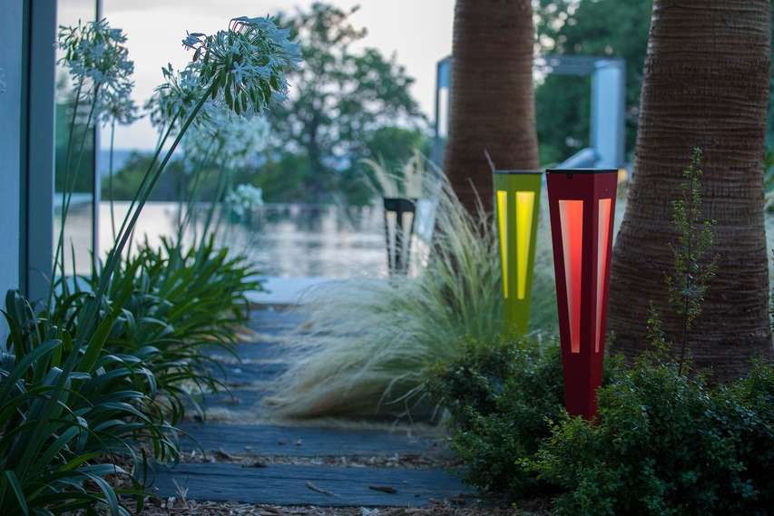 LANAI SOLAR TORCH ALU 24" RED