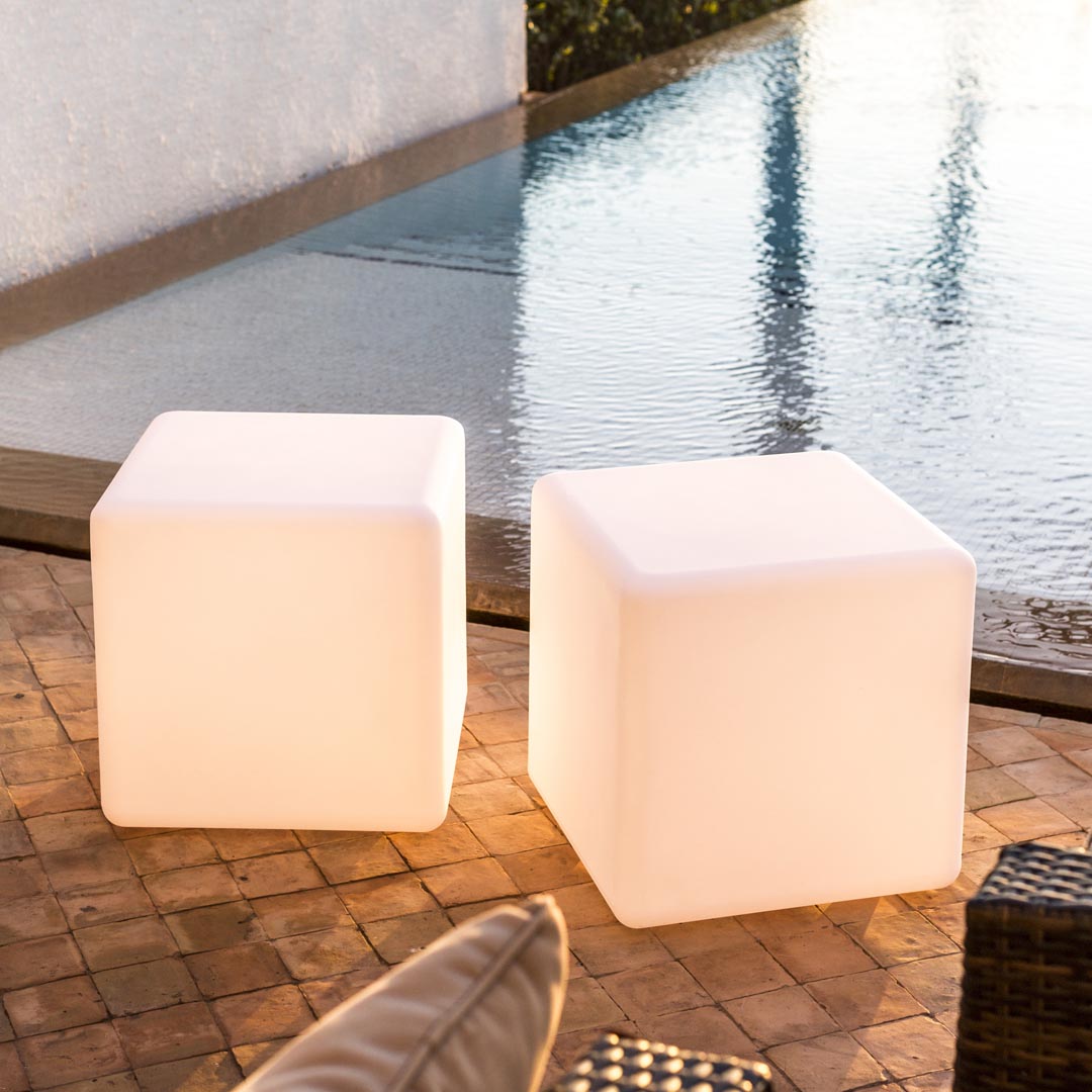 Smart & Green LED Glow CUBE, Ellumiglow