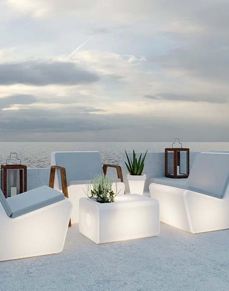 Tarita Armchair Solar LED Furniture (RGB + WHITE)